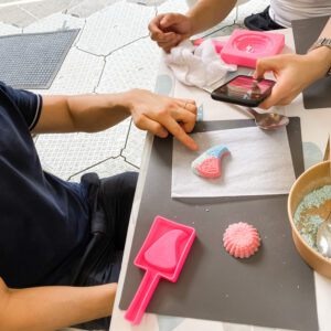 delicious-kueh-colours
